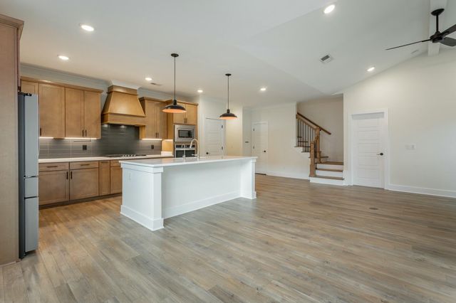 5735 Acadia Drive, Chattanooga, TN 37415