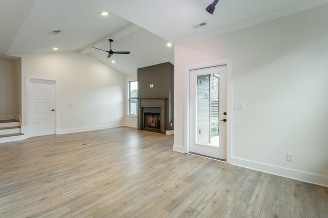 5735 Acadia Drive, Chattanooga, TN 37415