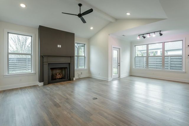 5735 Acadia Drive, Chattanooga, TN 37415