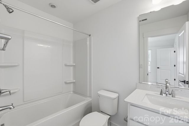1124 Kokomo Lane 68, Charlotte, NC 28206
