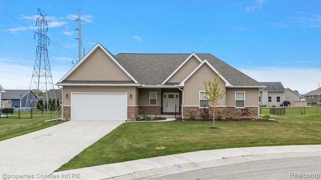5197 June Drive, Almont, MI 48003