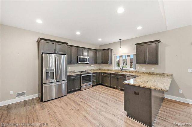 5197 June Drive, Almont, MI 48003