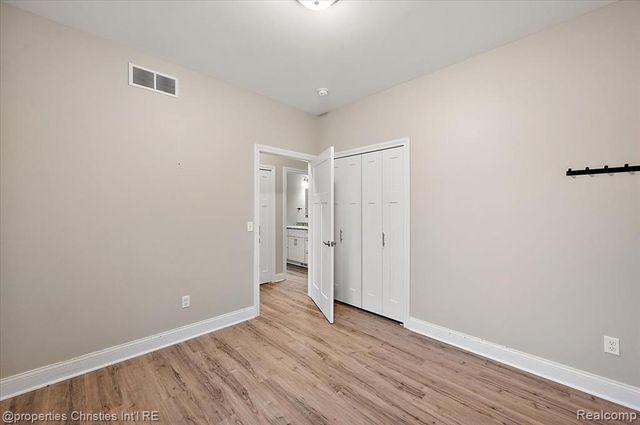 5197 June Drive, Almont, MI 48003