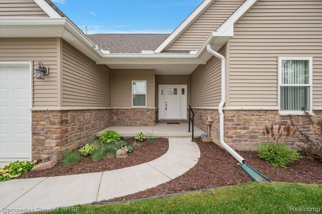 5197 June Drive, Almont, MI 48003