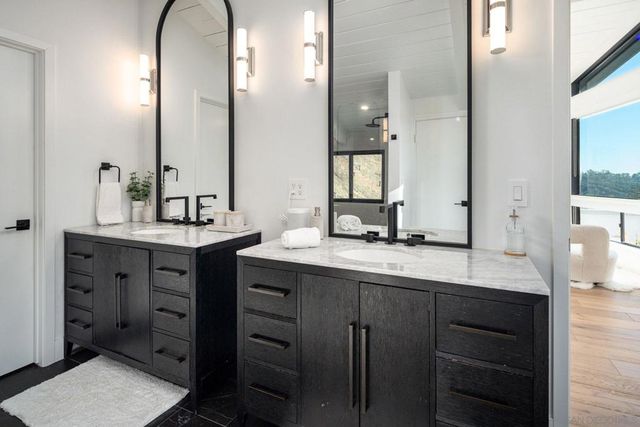 16610 Los Morros, Rancho Santa Fe, CA 92067