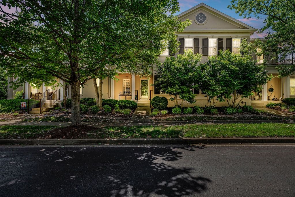 1552 Charleston Blvd, Murfreesboro, TN 37130