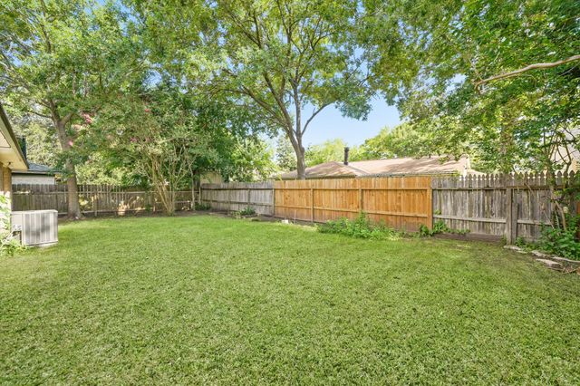 6811 Blue Ridge Drive, Richmond, TX 77469