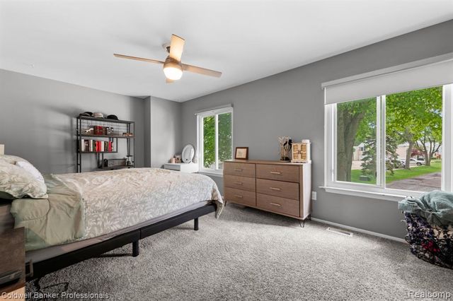 35766 Union Lake Road, Harrison Twp, MI 48045