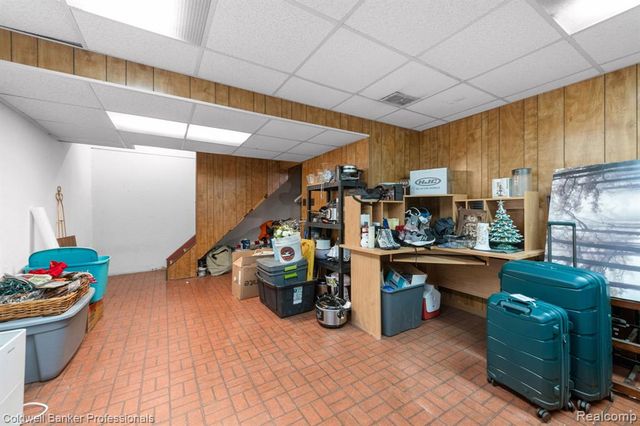 35766 Union Lake Road, Harrison Twp, MI 48045