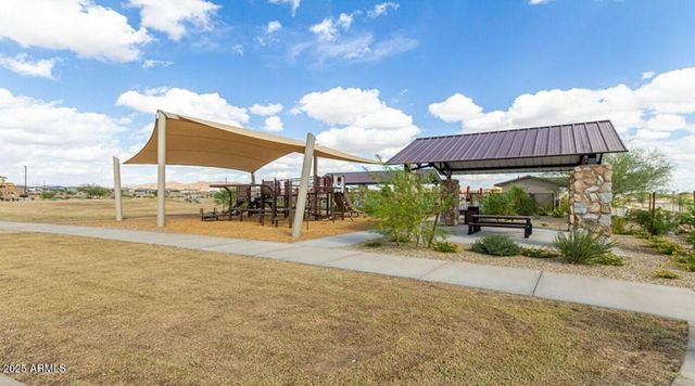 14766 W GRAY FOX Trail, Surprise, AZ 85387