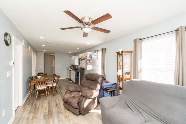 3803 Bowdoin Street, Des Moines, IA 50313