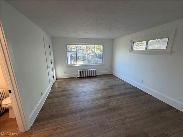 12988 Clifton Boulevard, Lakewood, OH 44107