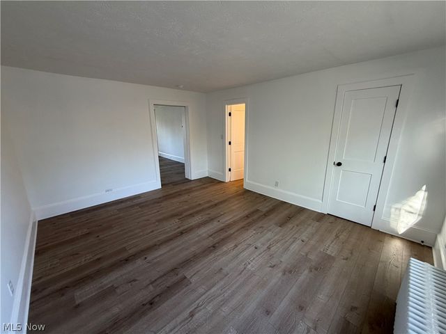 12988 Clifton Boulevard, Lakewood, OH 44107