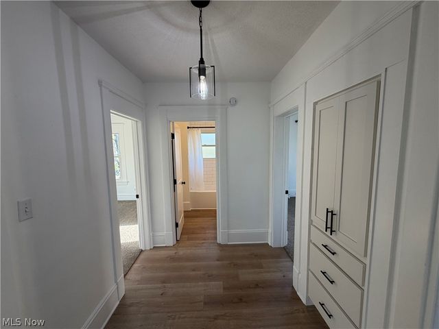 12988 Clifton Boulevard, Lakewood, OH 44107
