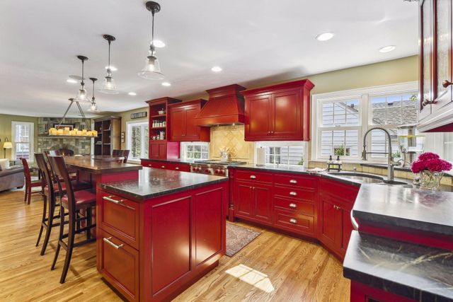 5423 Abbott Place, Edina, MN 55410