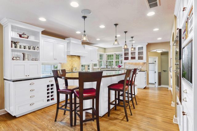 5423 Abbott Place, Edina, MN 55410