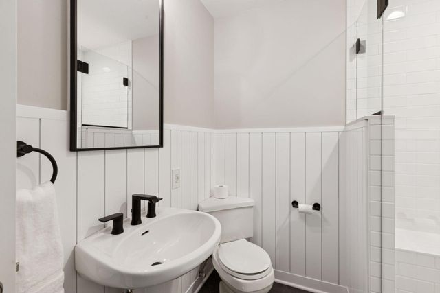 5423 Abbott Place, Edina, MN 55410