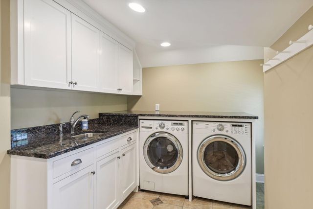 5423 Abbott Place, Edina, MN 55410