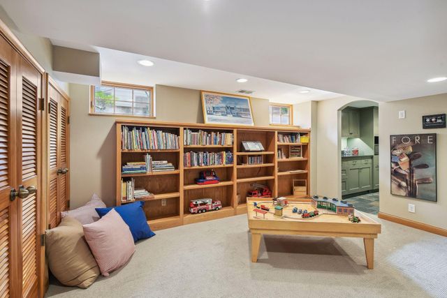 5423 Abbott Place, Edina, MN 55410