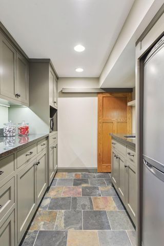 5423 Abbott Place, Edina, MN 55410