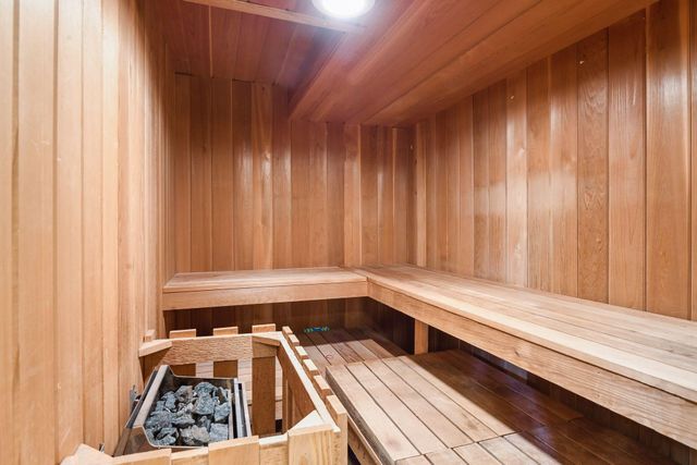 5423 Abbott Place, Edina, MN 55410