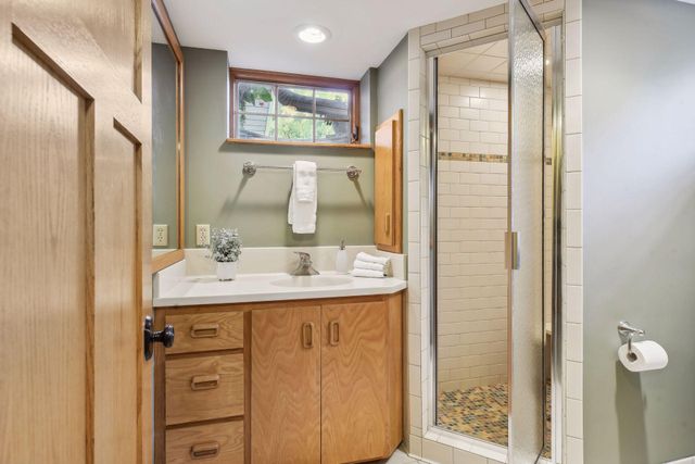 5423 Abbott Place, Edina, MN 55410