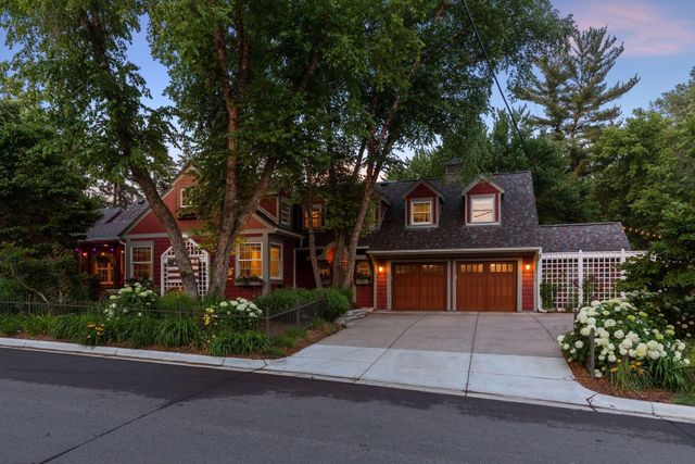 5423 Abbott Place, Edina, MN 55410