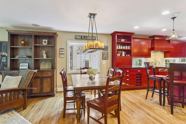 5423 Abbott Place, Edina, MN 55410