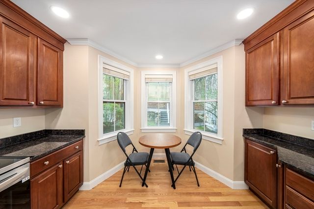 8 High St B1, Acton, MA 01720
