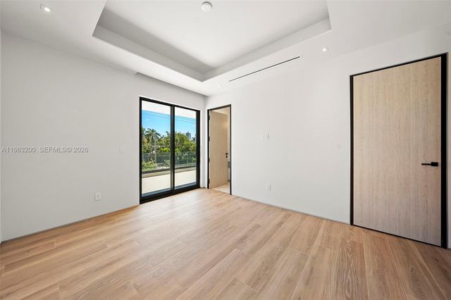 4430 Nautilus Dr, Miami Beach, FL 33140