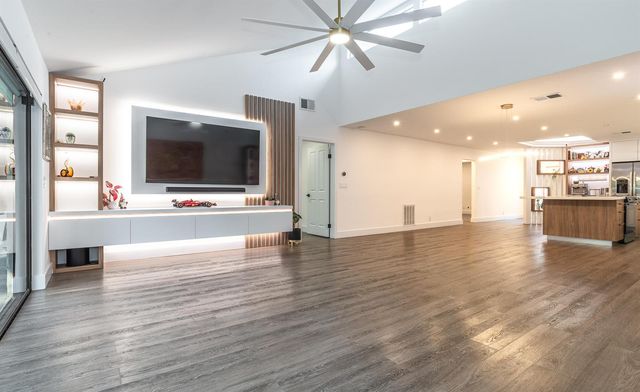1873 Deer Creek Wildwood Lane N, Deerfield Beach, FL 33442