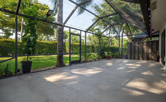 1873 Deer Creek Wildwood Lane N, Deerfield Beach, FL 33442