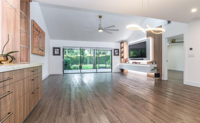 1873 Deer Creek Wildwood Lane N, Deerfield Beach, FL 33442