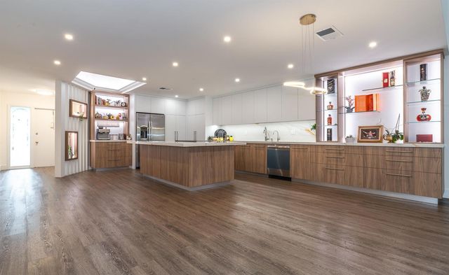 1873 Deer Creek Wildwood Lane N, Deerfield Beach, FL 33442