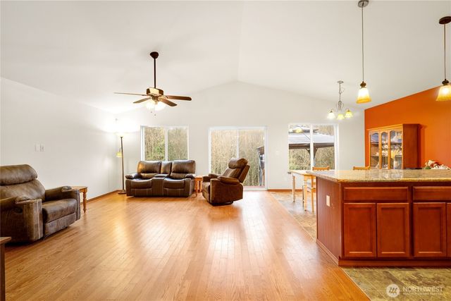 93 McDonald Creek Lane, Elma, WA 98541