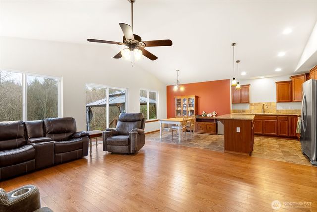 93 McDonald Creek Lane, Elma, WA 98541