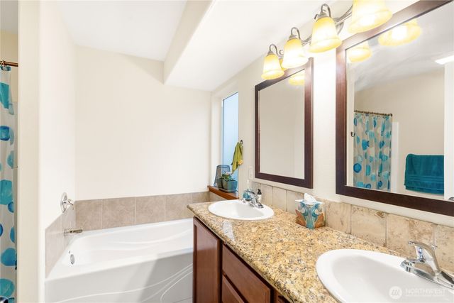 93 McDonald Creek Lane, Elma, WA 98541