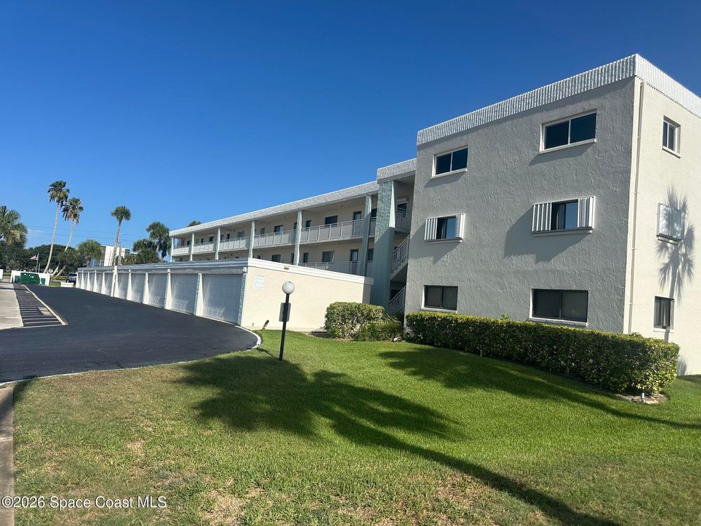 1595 N Atlantic Avenue 108, Cocoa Beach, FL 32931
