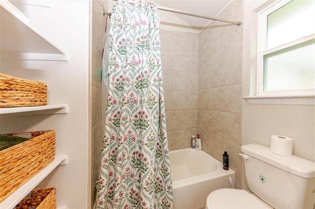 303 Schuyerville DR, Elgin, TX 78621