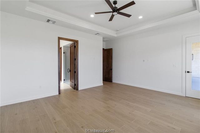 4558 Hicks Lane, College Station, TX 77845