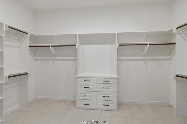 4558 Hicks Lane, College Station, TX 77845