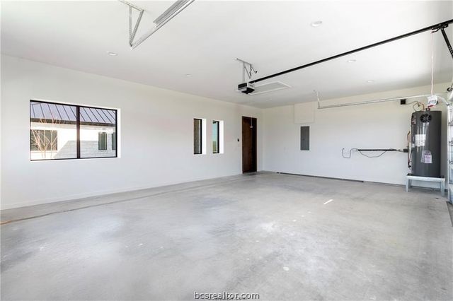 4558 Hicks Lane, College Station, TX 77845