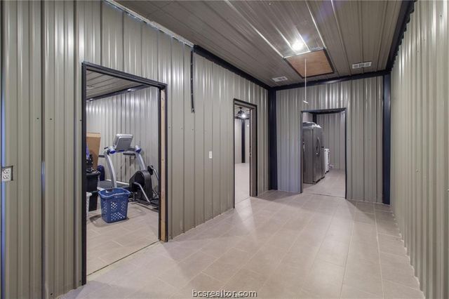 4558 Hicks Lane, College Station, TX 77845