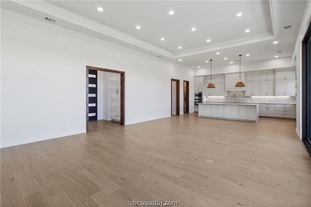 4558 Hicks Lane, College Station, TX 77845