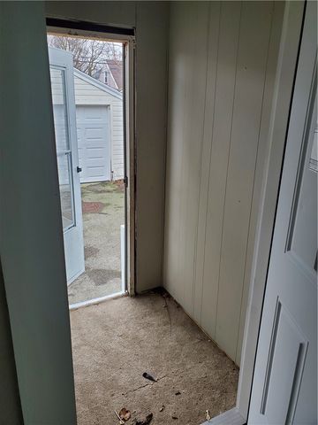 21 Manitou Street, Rochester, NY 14621