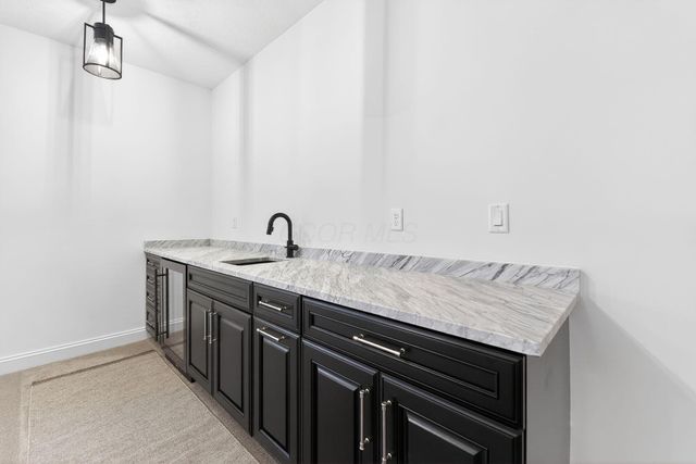 7387 Grafton Lane, Galena, OH 43021