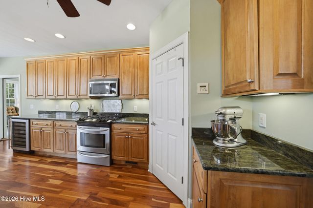 4249 Skeffington Court, Southport, NC 28461