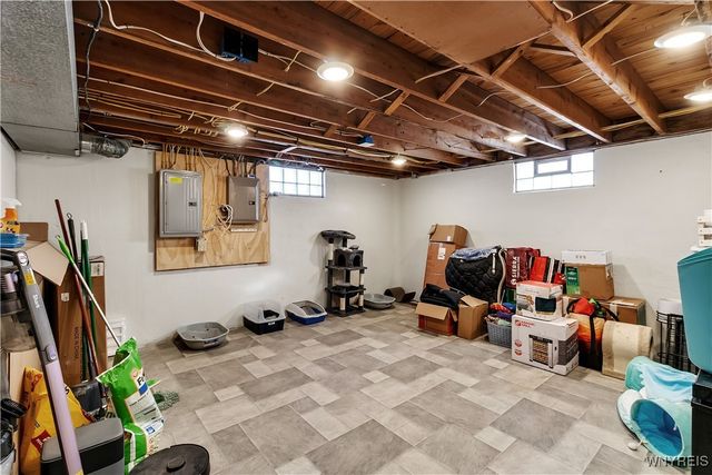 5 Nadine Drive, Cheektowaga, NY 14225