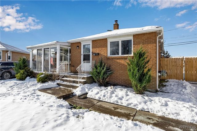 5 Nadine Drive, Cheektowaga, NY 14225