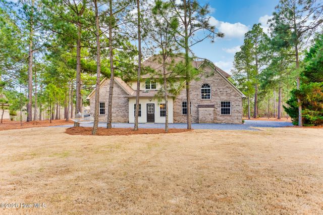 105 Ritter Drive, West End, NC 27376